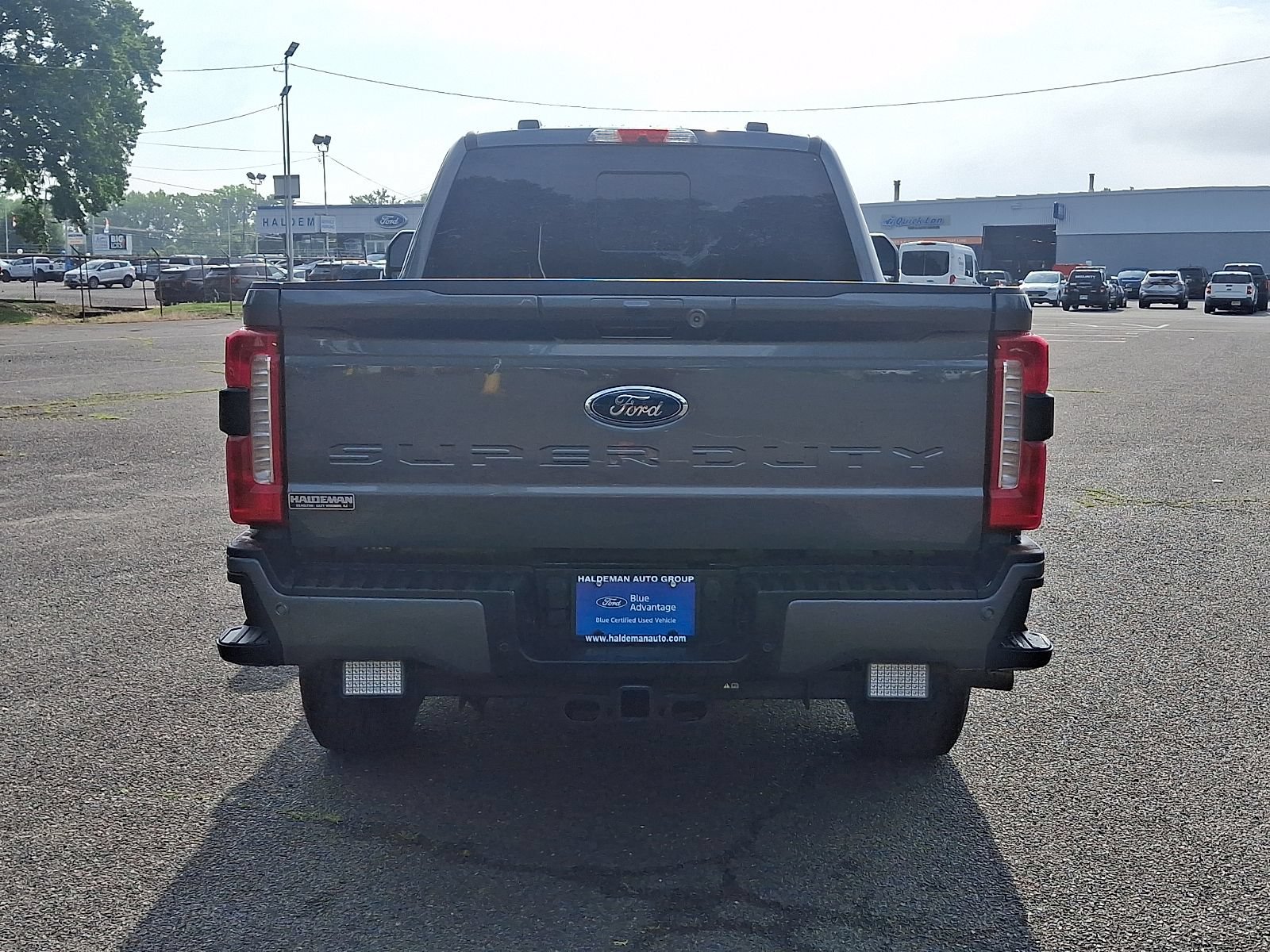 Used 2023 Ford F350 Lariat w/ Lariat Ultimate Package AWD/4WD image 6