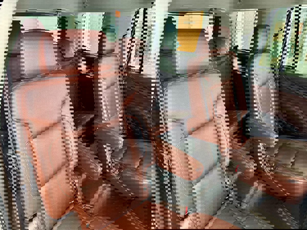 Used 2018 Chevrolet Tahoe Premier image 45