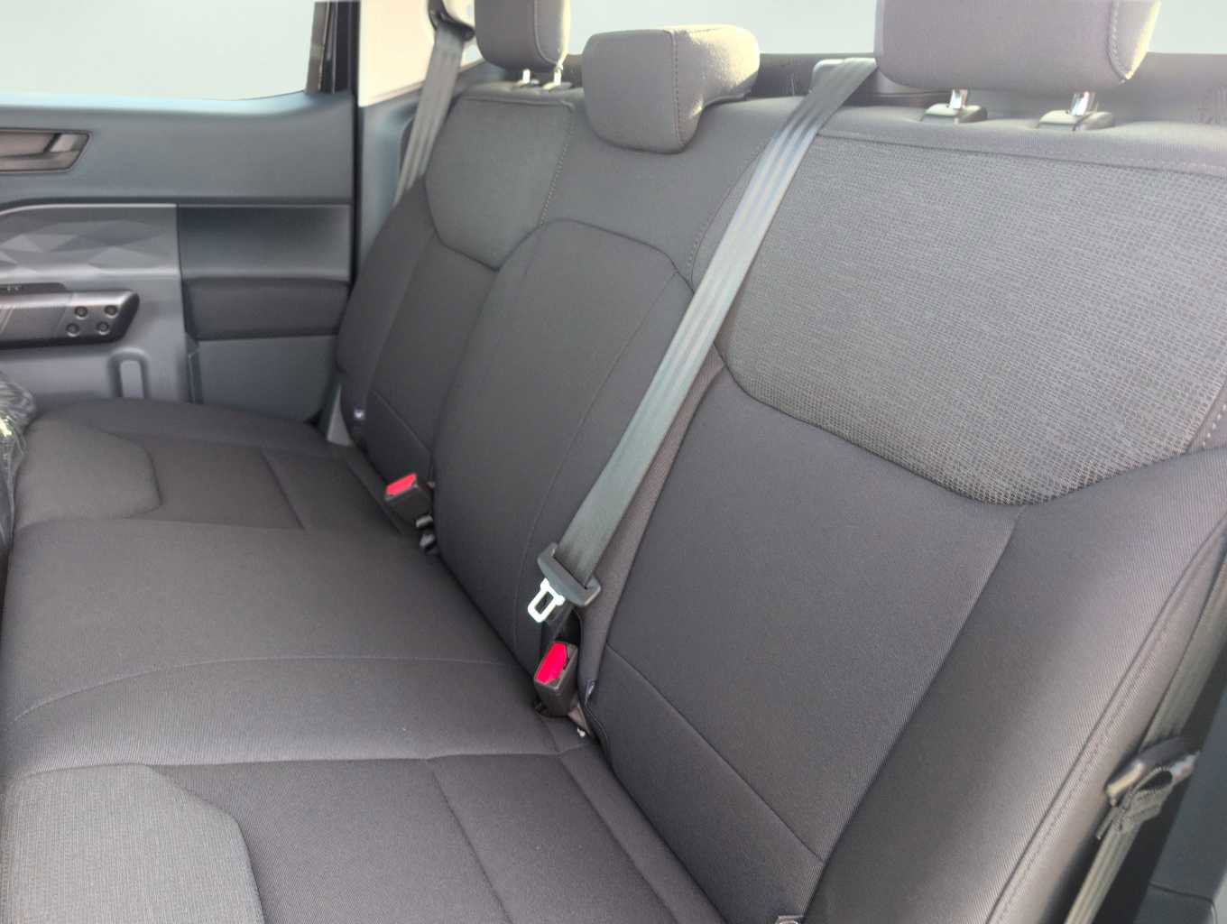 New 2025 Ford Maverick XL w/ Equipment Group 102A image 22