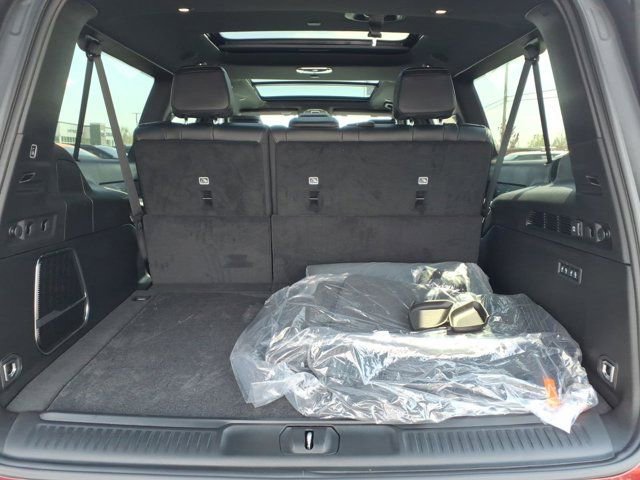 New 2026 Jeep Grand Wagoneer L 4WD w/ Premium Group I image 21