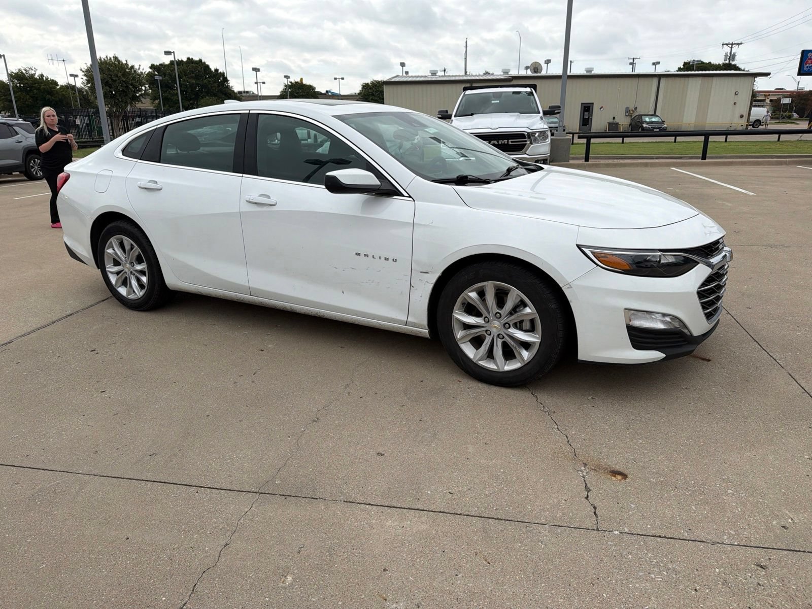Used 2024 Chevrolet Malibu LT FWD image 6