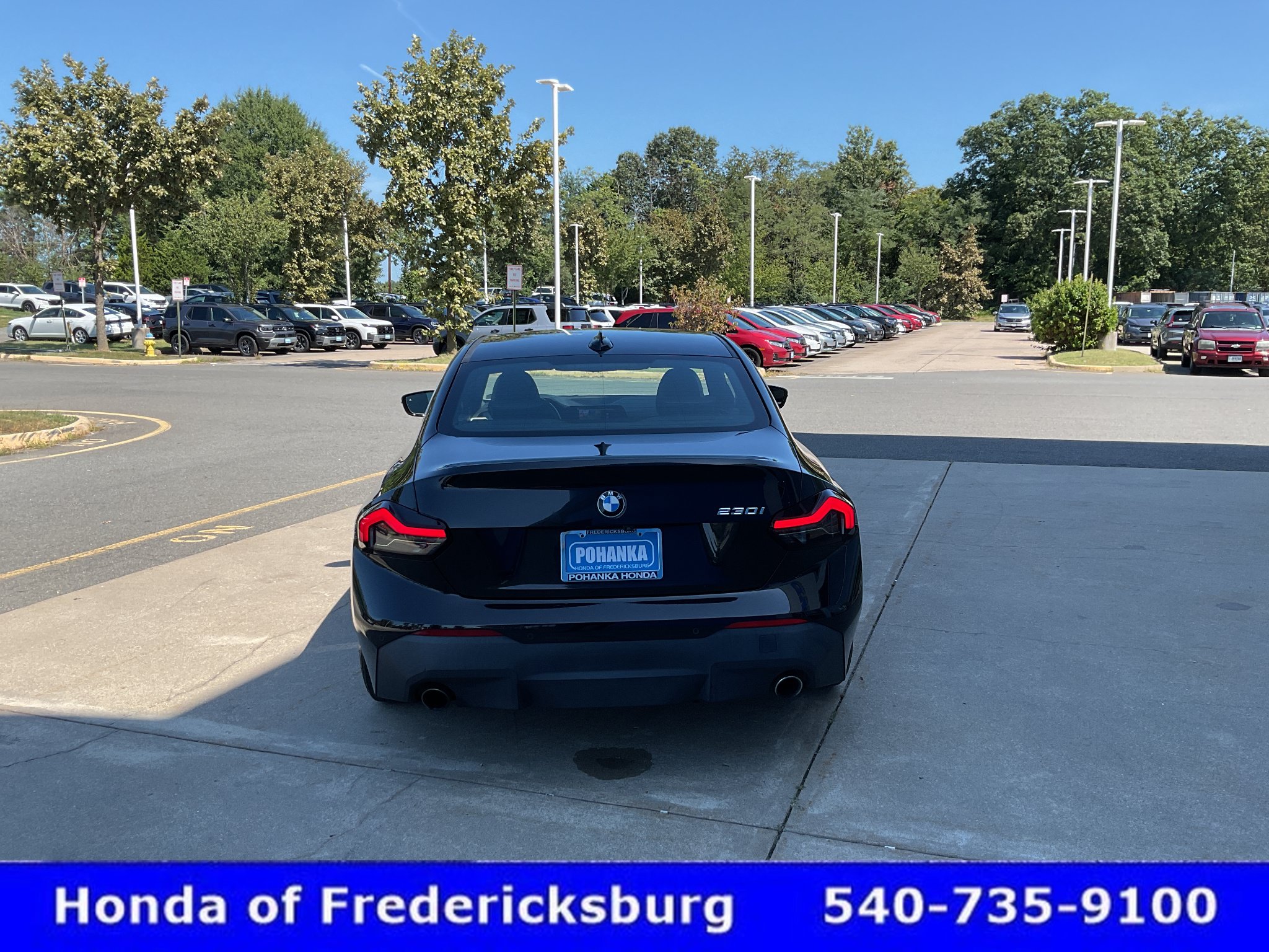 Used 2022 BMW 230i Coupe w/ Premium Package 2 RWD image 4