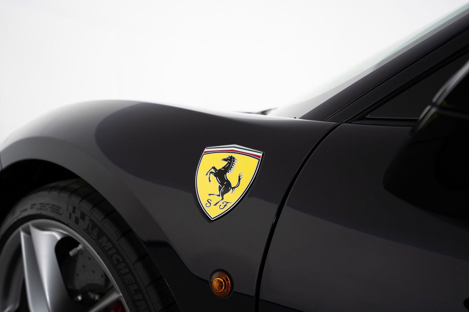 Certified 2019 Ferrari 488 GTB RWD image 15