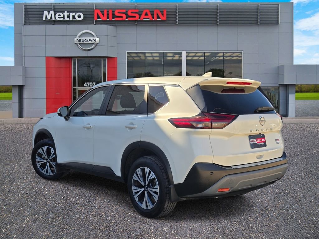 Certified 2023 Nissan Rogue SV image 4