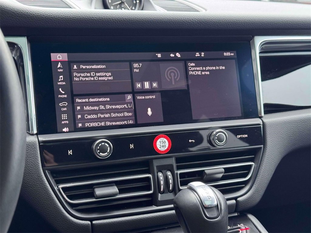 Used 2025 Porsche Macan Turbo image 21