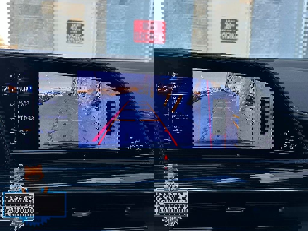 Used 2022 Cadillac Escalade Sport image 7