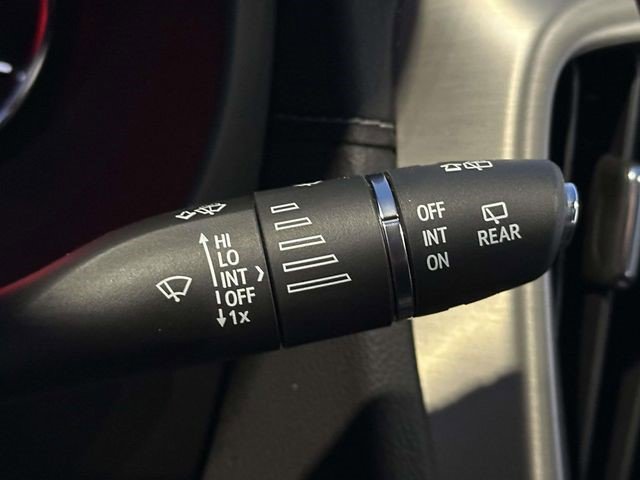Used 2024 GMC Terrain Denali w/ Denali Premium Package AWD/4WD image 26