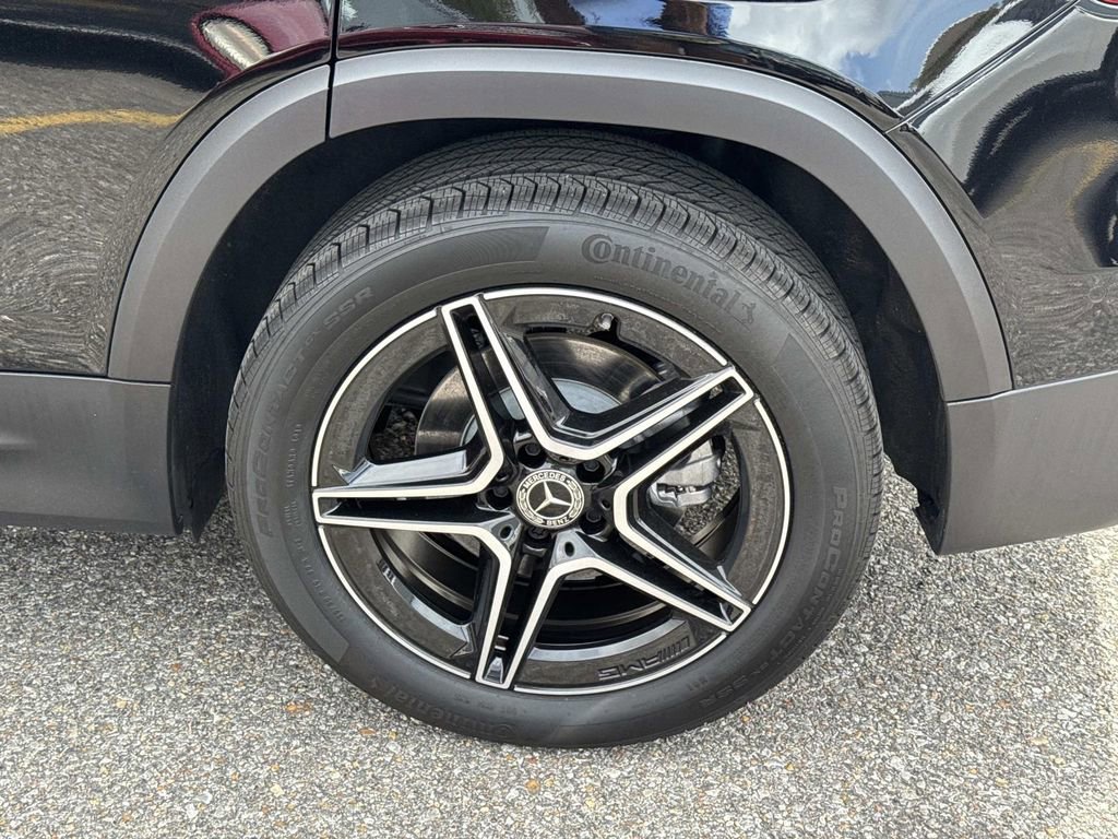 Used 2025 Mercedes-Benz GLB 250 image 4