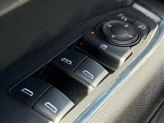 Used 2025 Chevrolet Silverado 2500 LT w/ Convenience Package AWD/4WD image 16