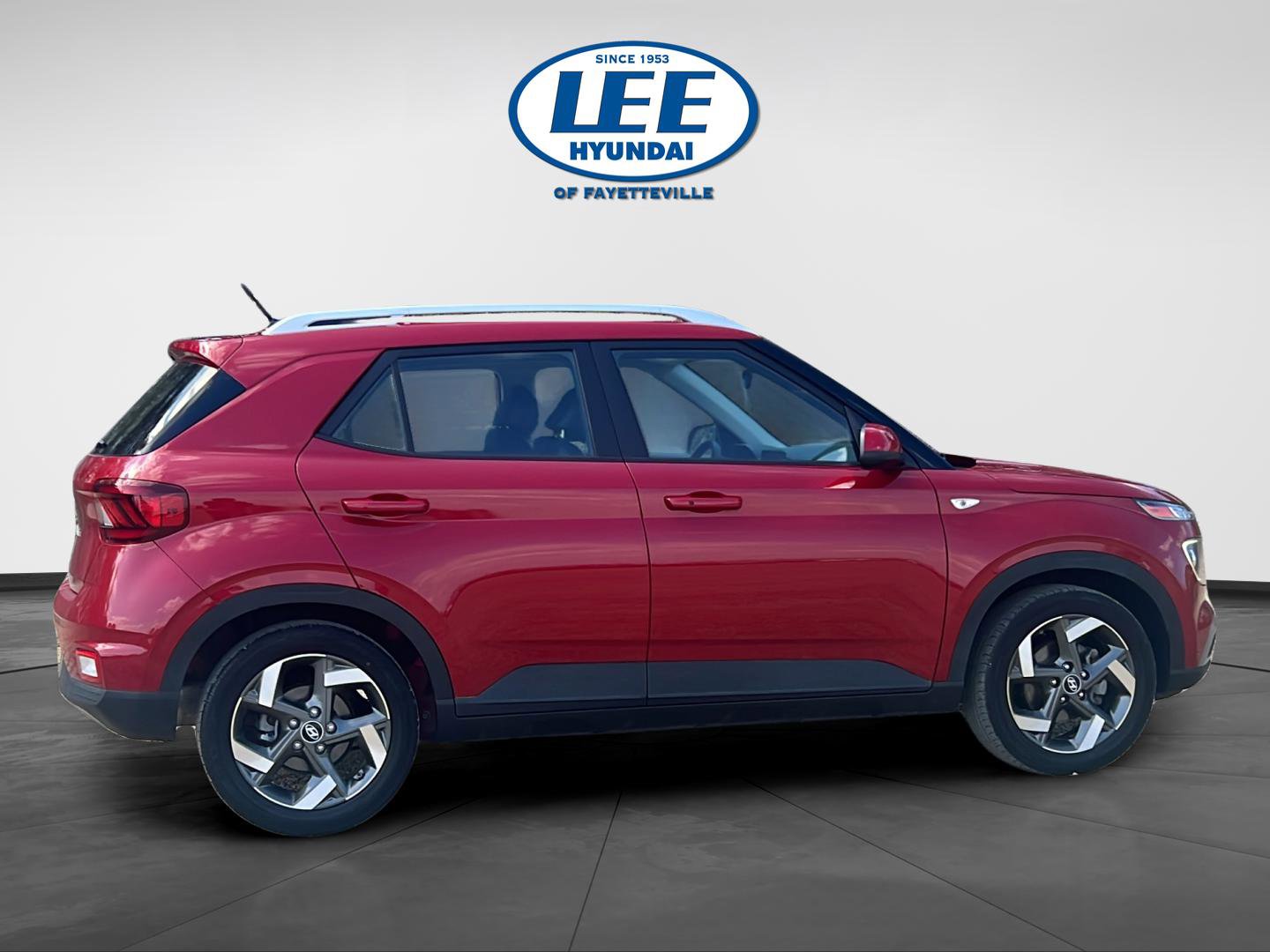 Certified 2023 Hyundai Venue Limited w/ Cargo Package image 6