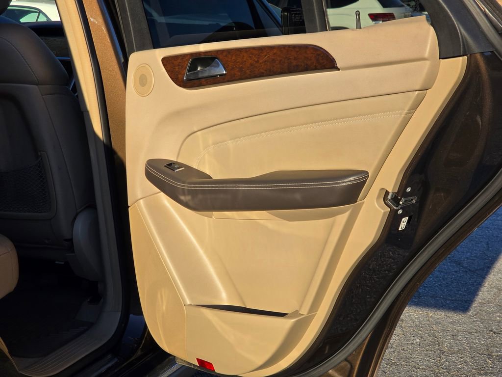 Used 2012 Mercedes-Benz ML 350 4MATIC image 48