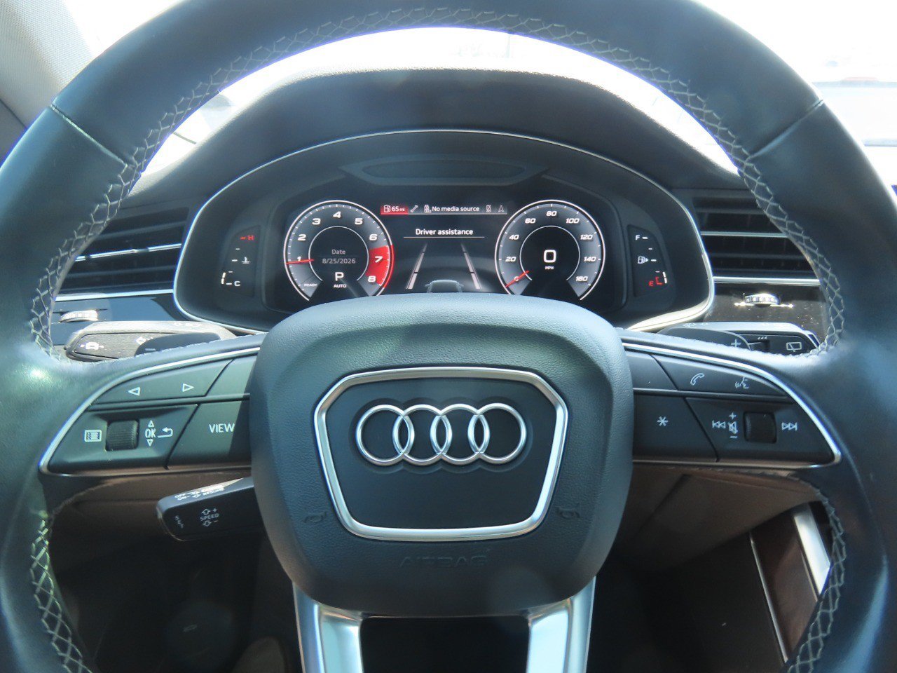 Used 2021 Audi Q8 Premium Plus AWD/4WD image 28