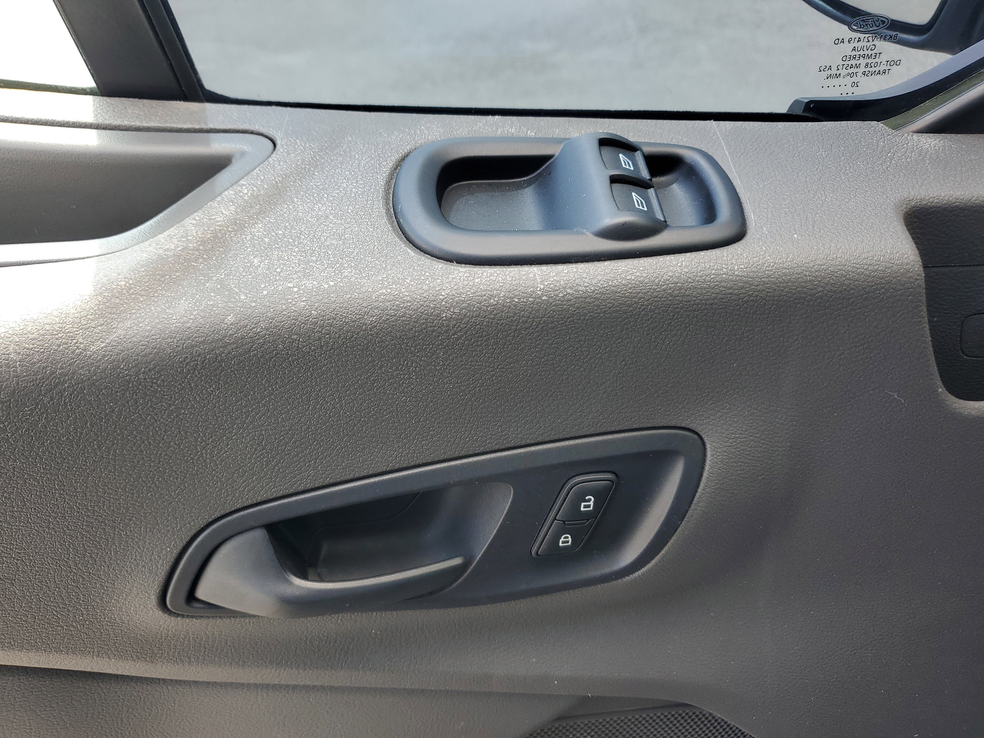 Used 2020 Ford Transit 350 XL image 18