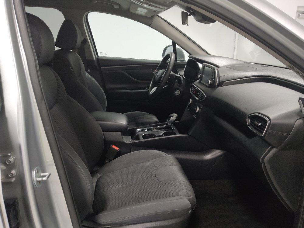 Used 2020 Hyundai Santa Fe SE image 21