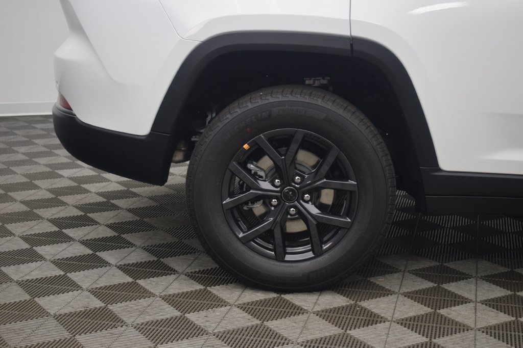 New 2027 Jeep Grand Cherokee 4WD image 8