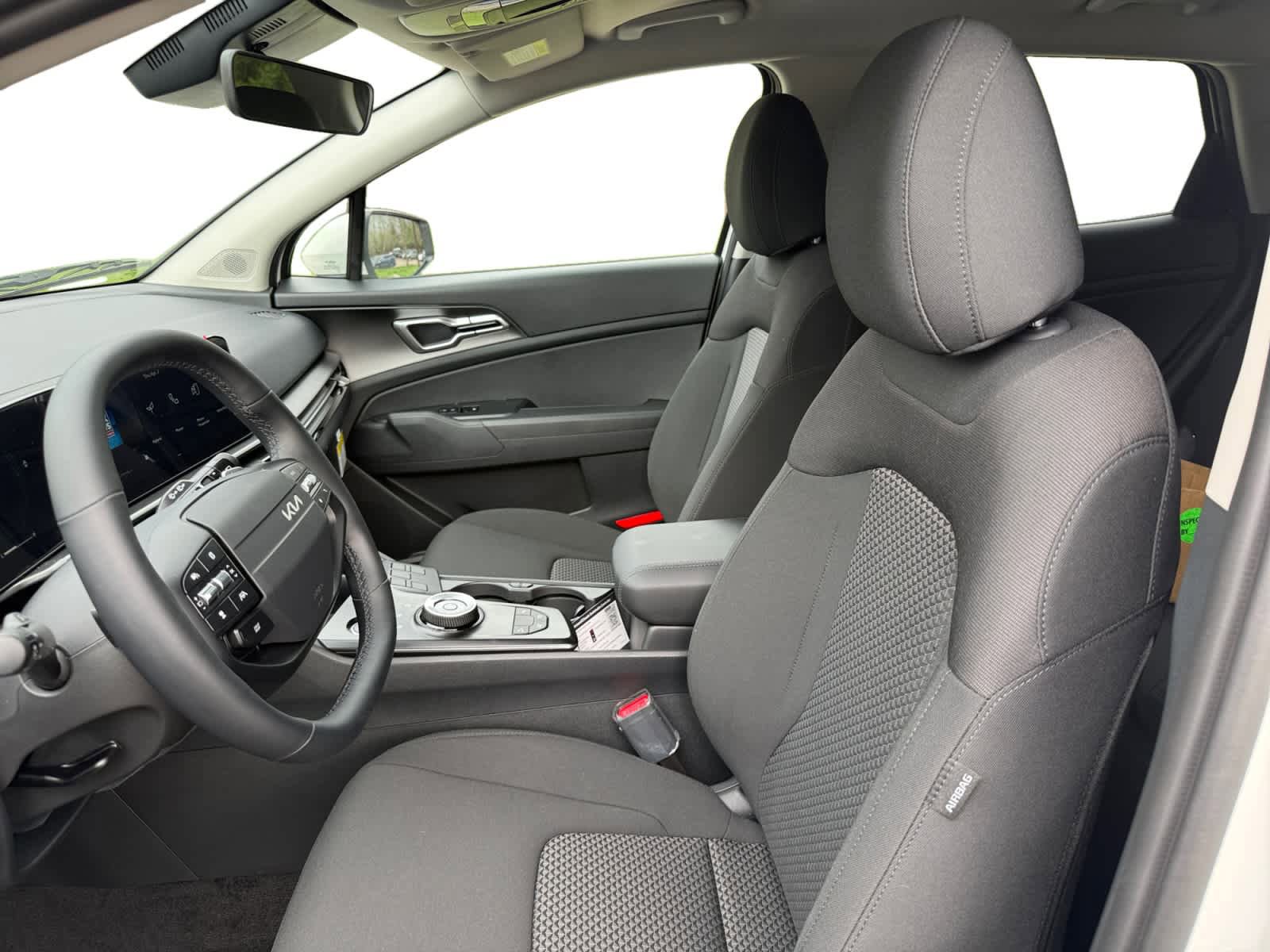New 2026 Kia Sportage LX FWD image 9