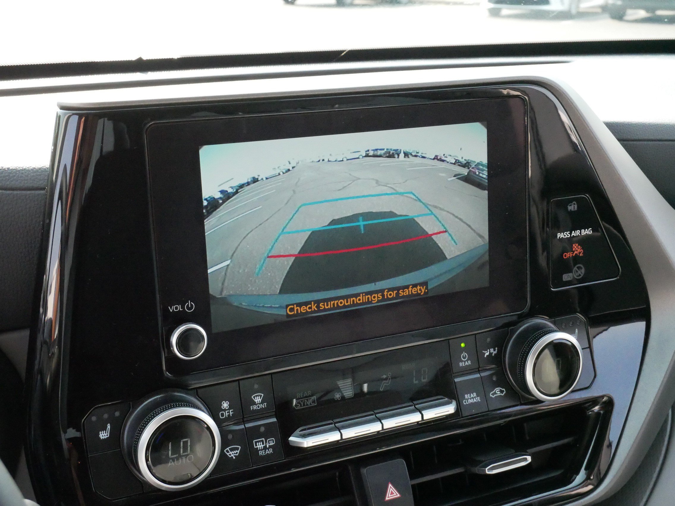 Certified 2026 Toyota Highlander XLE AWD/4WD image 31