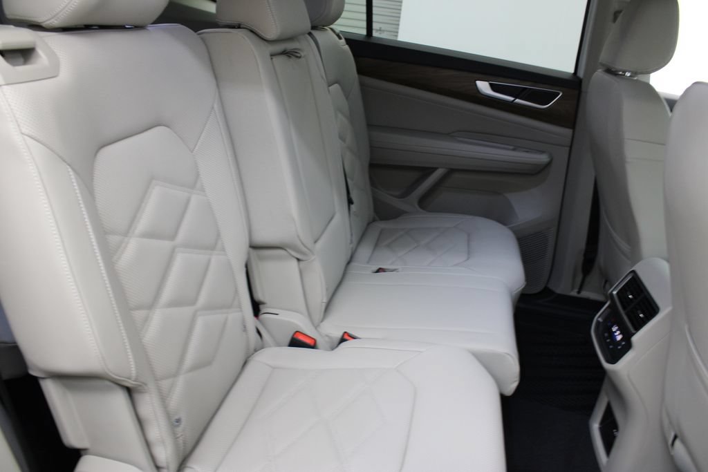 New 2026 Volkswagen Atlas SE FWD image 20