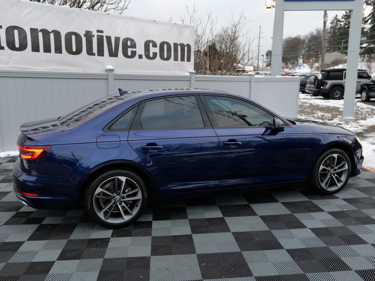 Used 2019 Audi A4 2.0T Premium image 5
