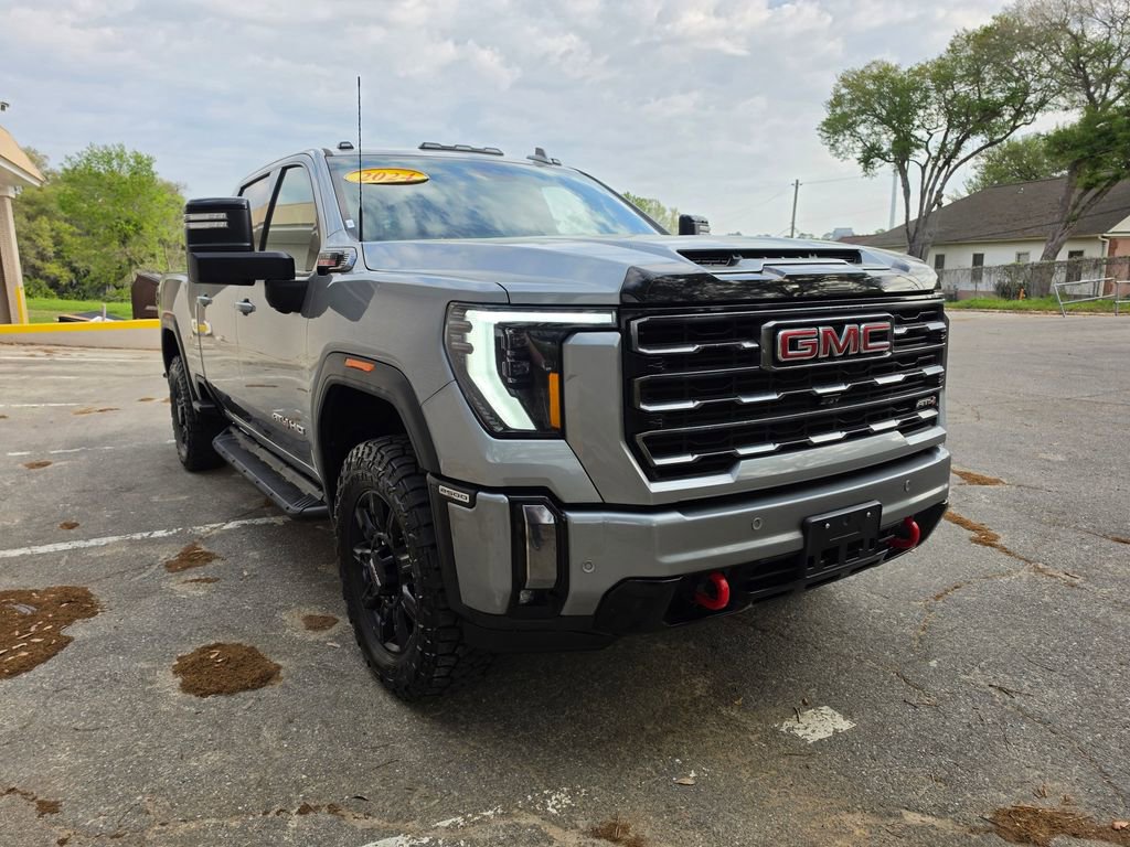 Used 2024 GMC Sierra 2500 AT4 w/ AT4 Preferred Package image 5