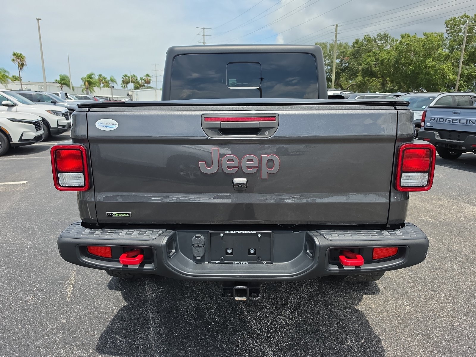 Used 2022 Jeep Gladiator Rubicon w/ Trailer Tow Package AWD/4WD image 5