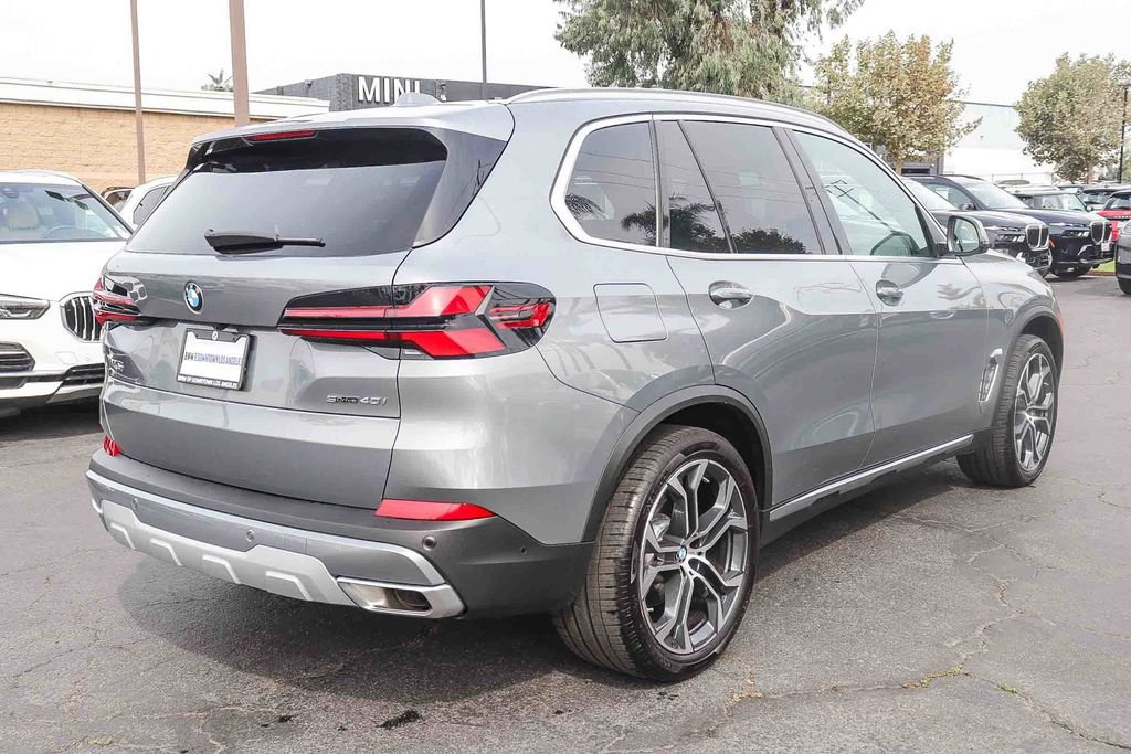 Used 2025 BMW X5 sDrive40i w/ Premium Package image 4