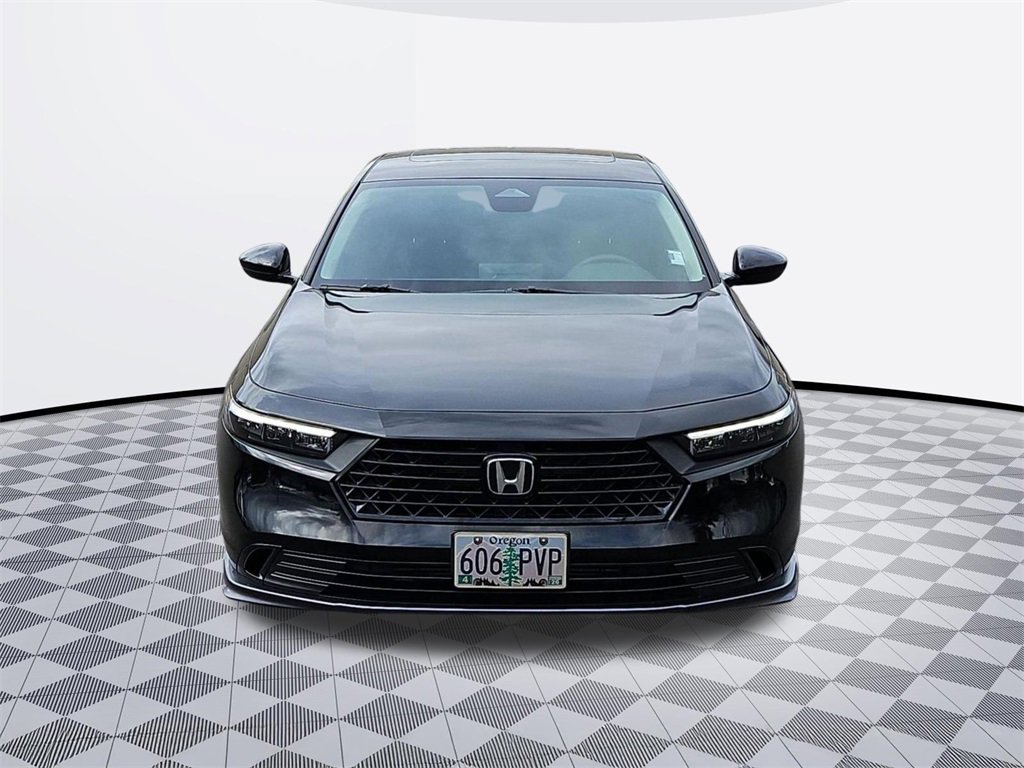 Used 2023 Honda Accord EX image 9