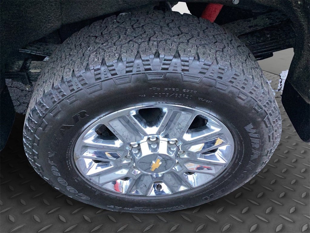 Used 2024 Chevrolet Silverado 3500 High Country w/ Technology Package image 23