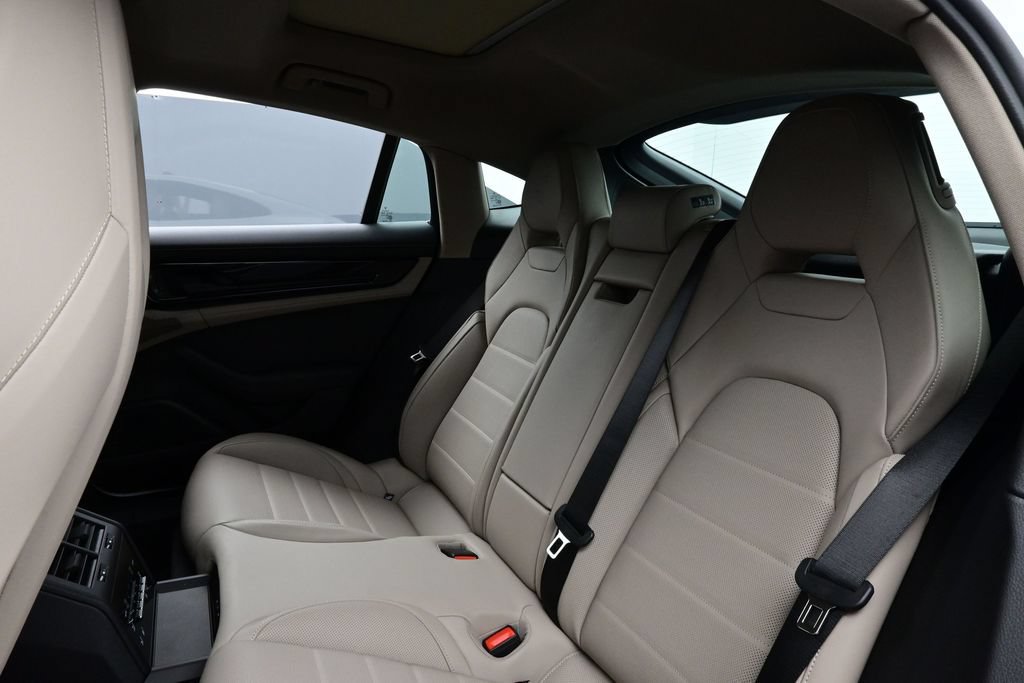 New 2026 Porsche Panamera 4 AWD/4WD image 14