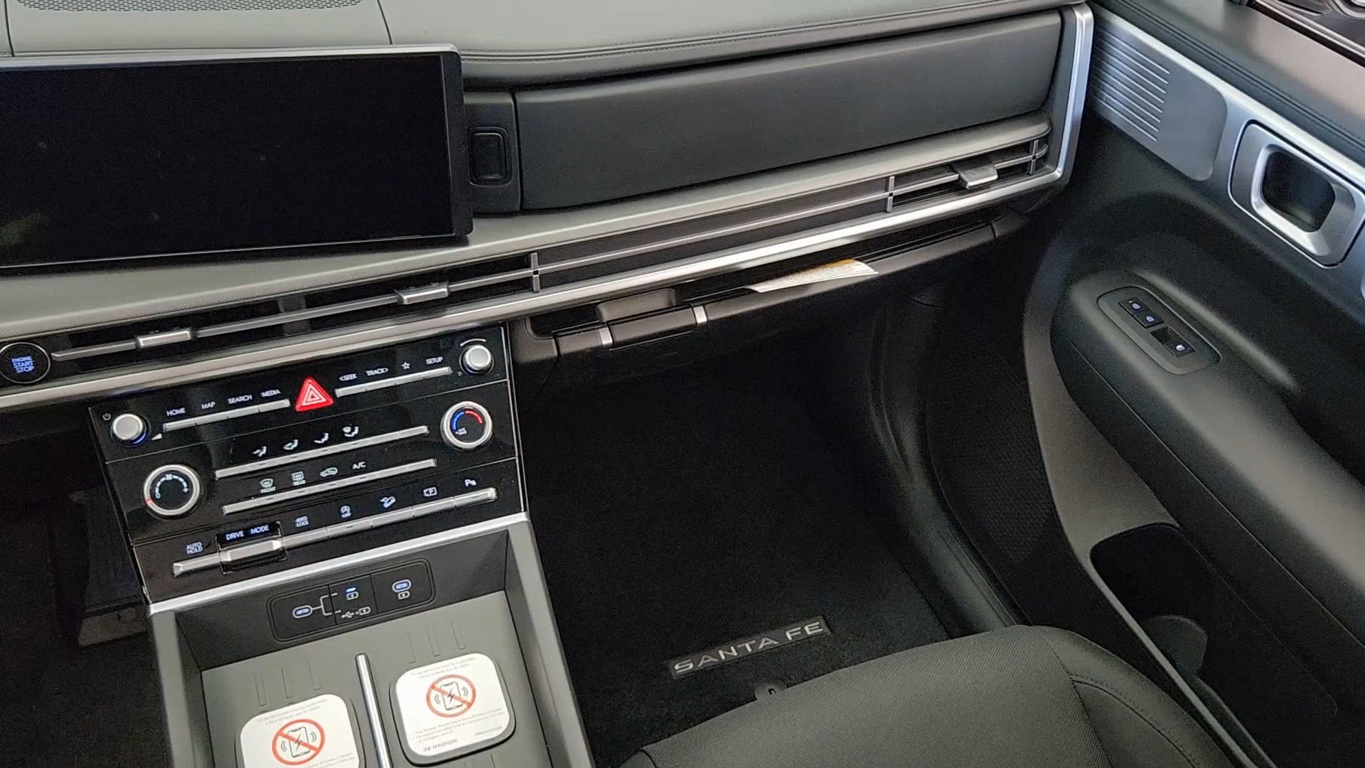 New 2026 Hyundai Santa Fe SE image 6