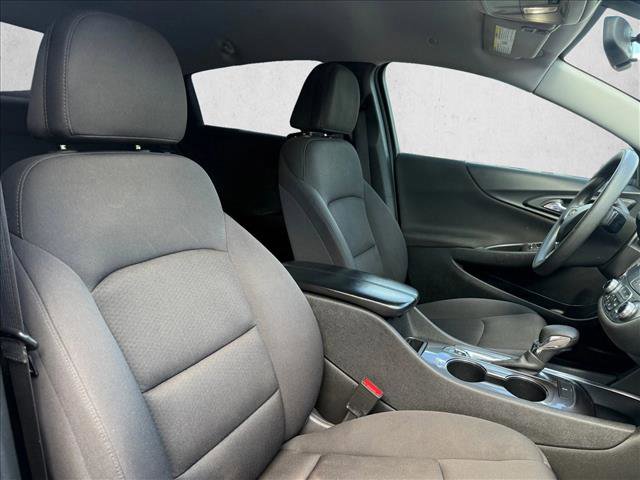 Used 2022 Chevrolet Malibu LT FWD image 27