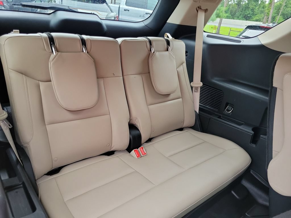 Used 2020 Ford Explorer Limited RWD image 32
