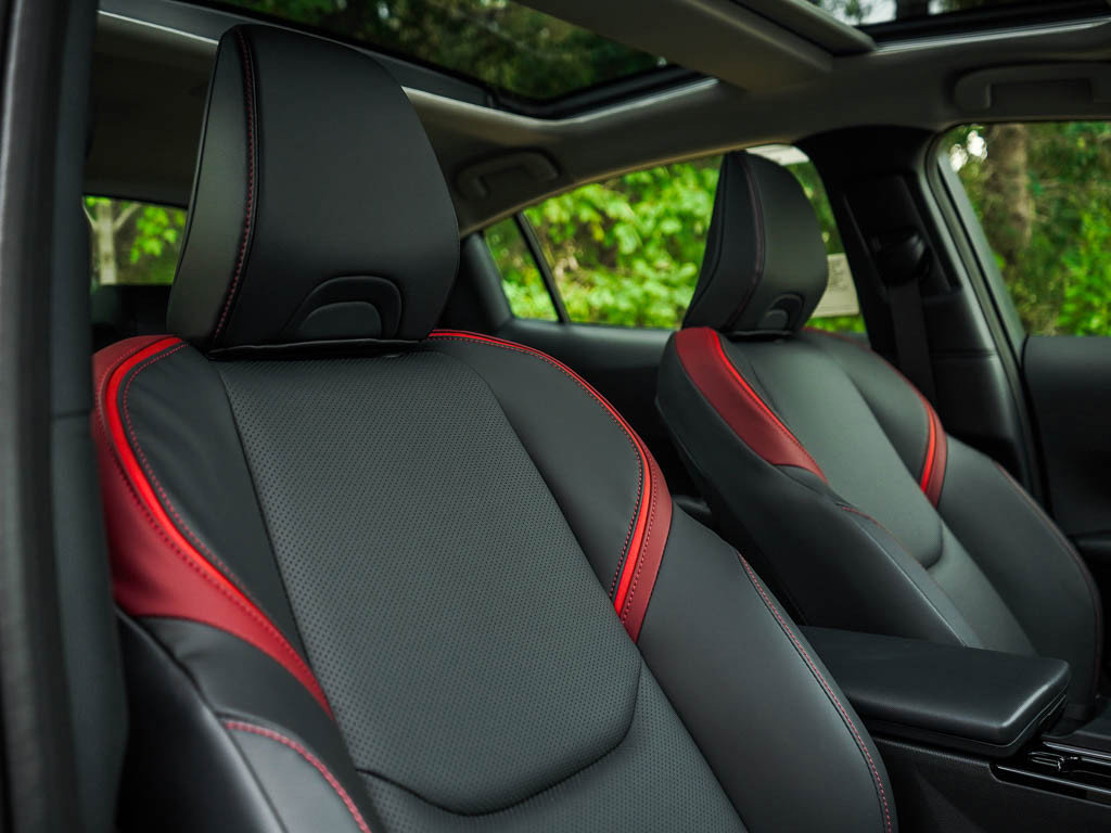 New 2026 Toyota Prius Plug-In Hybrid image 11