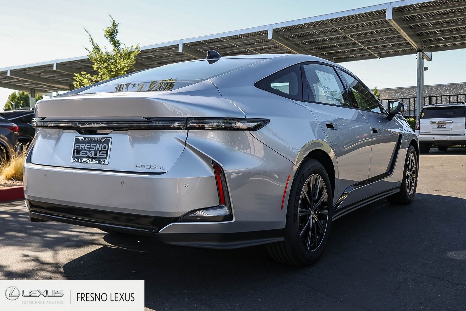 New 2026 Lexus ES 350e FWD image 6
