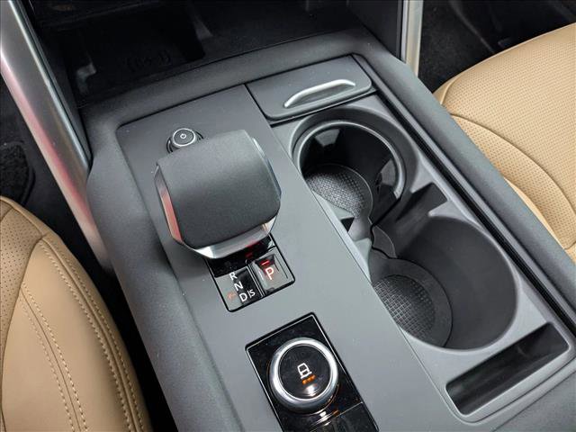 New 2025 Land Rover Discovery Dynamic SE AWD/4WD image 18