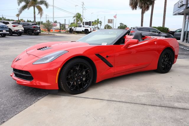 Used 2019 Chevrolet Corvette Stingray Convertible w/ Carbon Flash Badge Package RWD image 5
