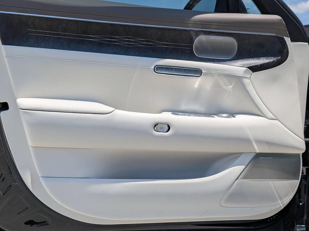 New 2026 Genesis G90 3.5T AWD/4WD image 10