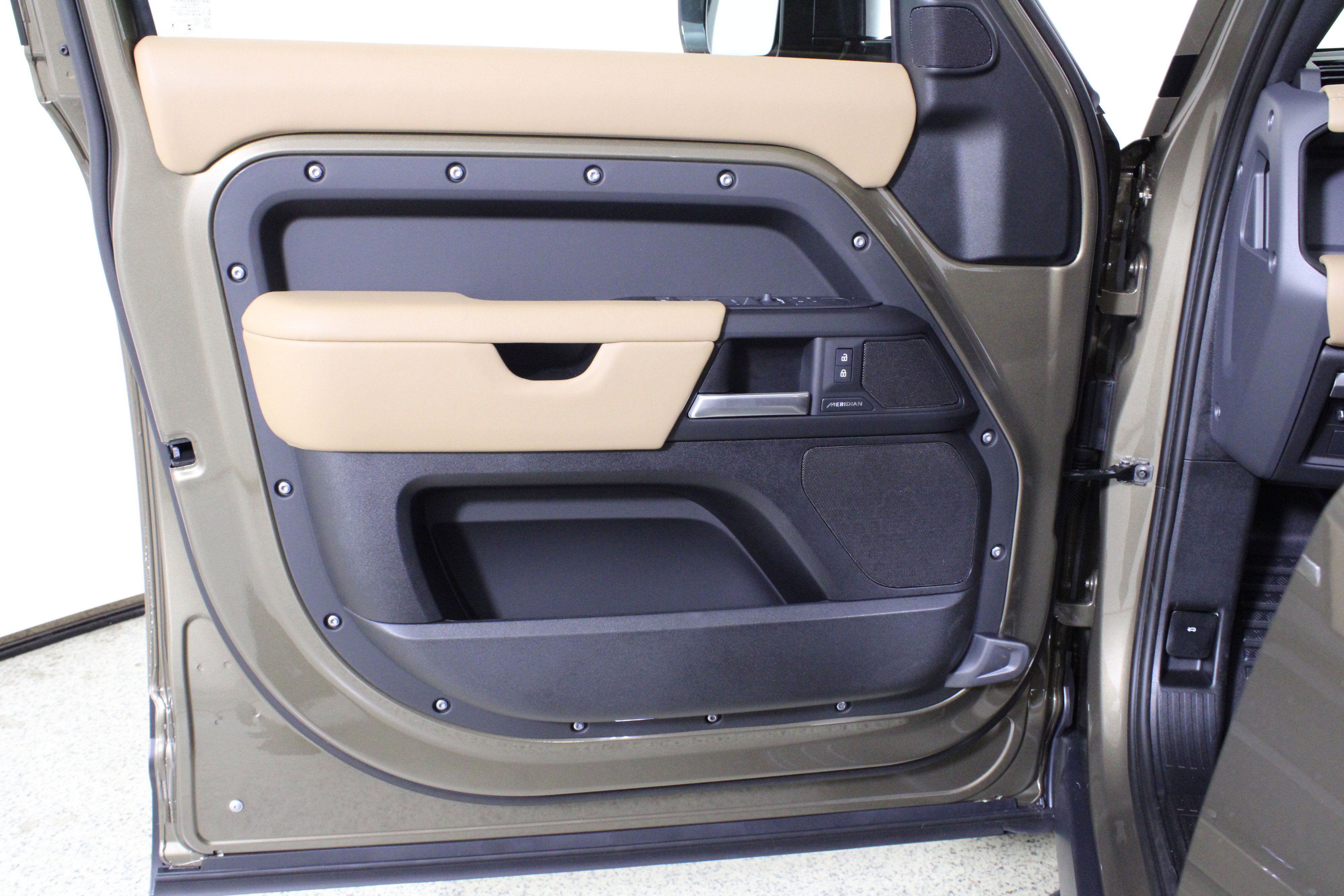 New 2026 Land Rover Defender 130 S image 17