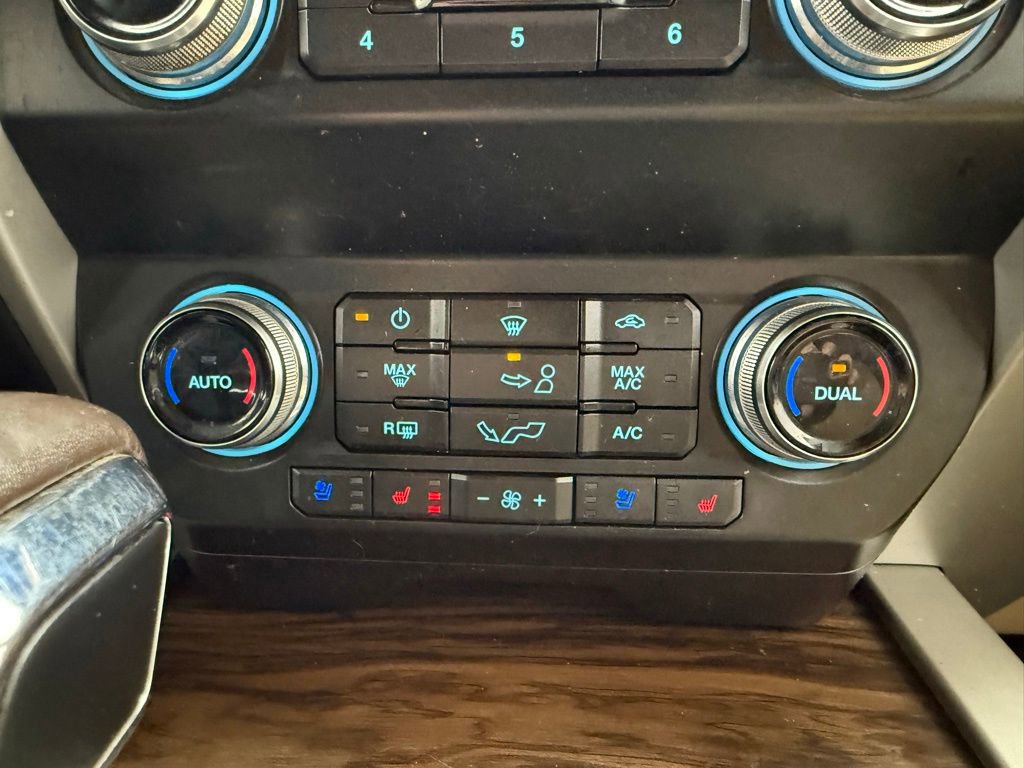 Used 2019 Ford F150 Lariat w/ Equipment Group 502A Luxury image 36