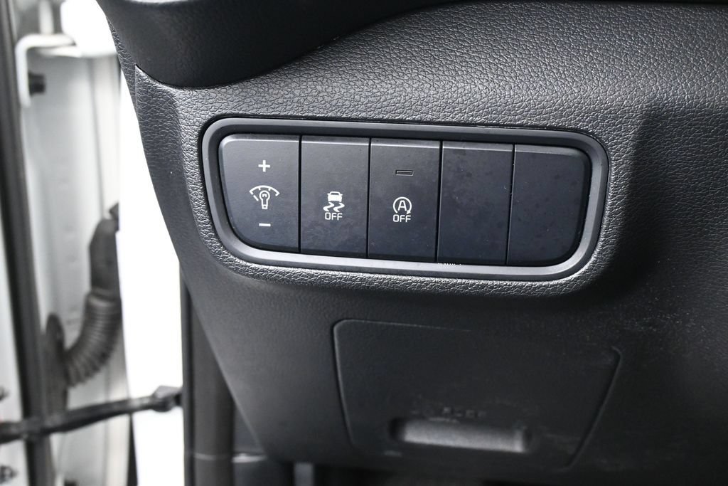 Used 2024 Kia Soul LX w/ Option Group 015 FWD image 29