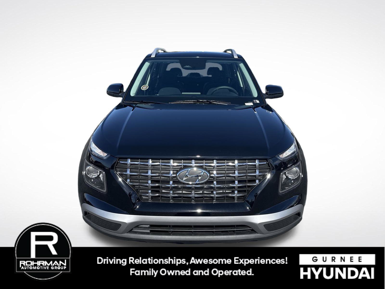 New 2026 Hyundai Venue SEL FWD image 3