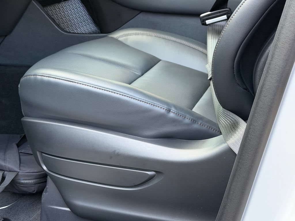 New 2027 Lincoln Aviator AWD w/ Jet Appearance Package image 26