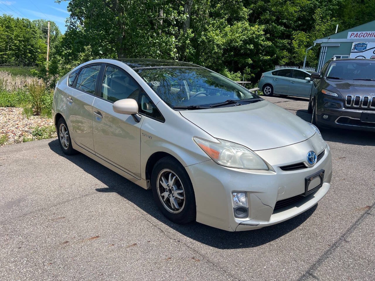 Used 2011 Toyota Prius Four w/ Solar Roof Pkg FWD image 2