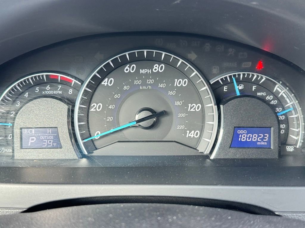 Used 2012 Toyota Camry XLE w/ Convenience Pkg image 27