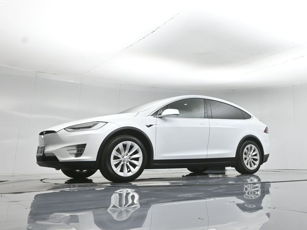Used 2020 Tesla Model X Long Range image 44