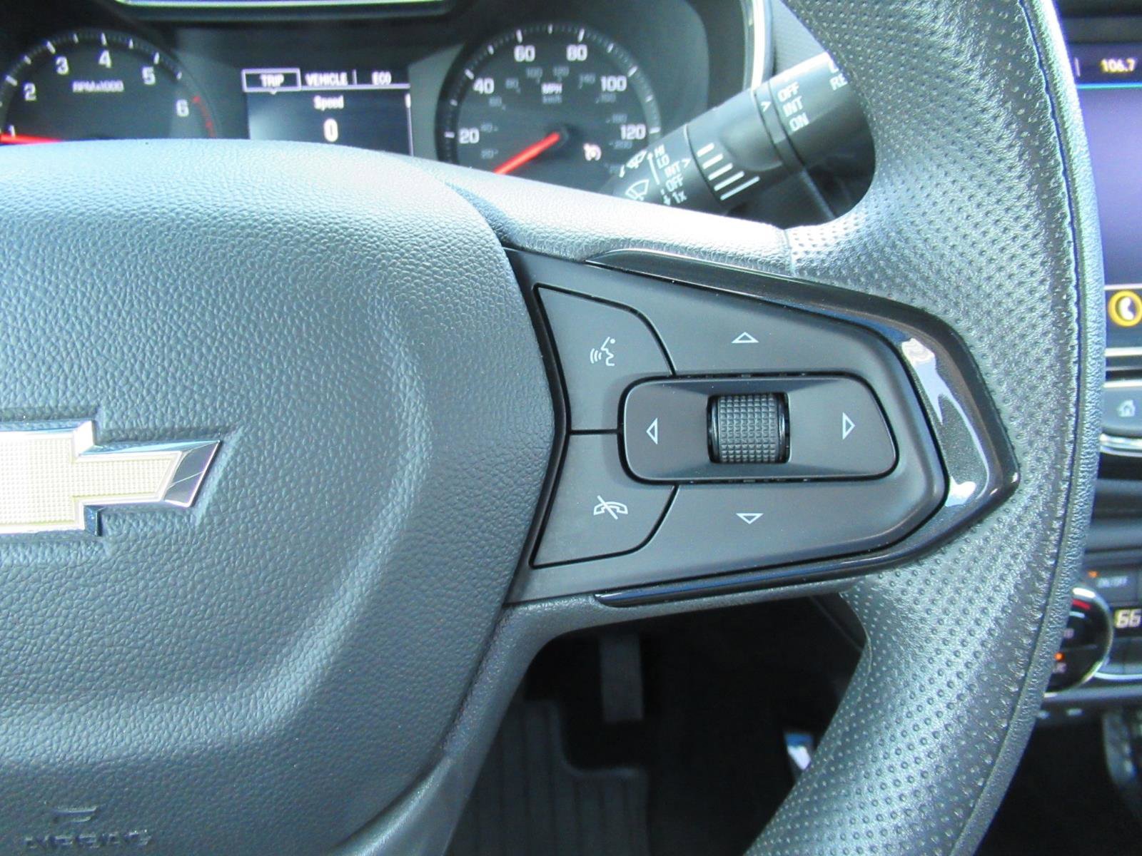 Used 2023 Chevrolet TrailBlazer LT w/ Convenience Package FWD image 24
