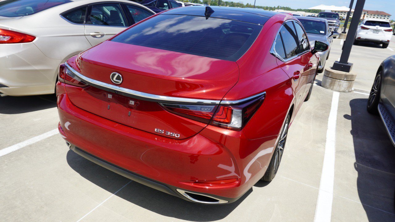 Certified 2025 Lexus ES 350 w/ Premium Package FWD image 6