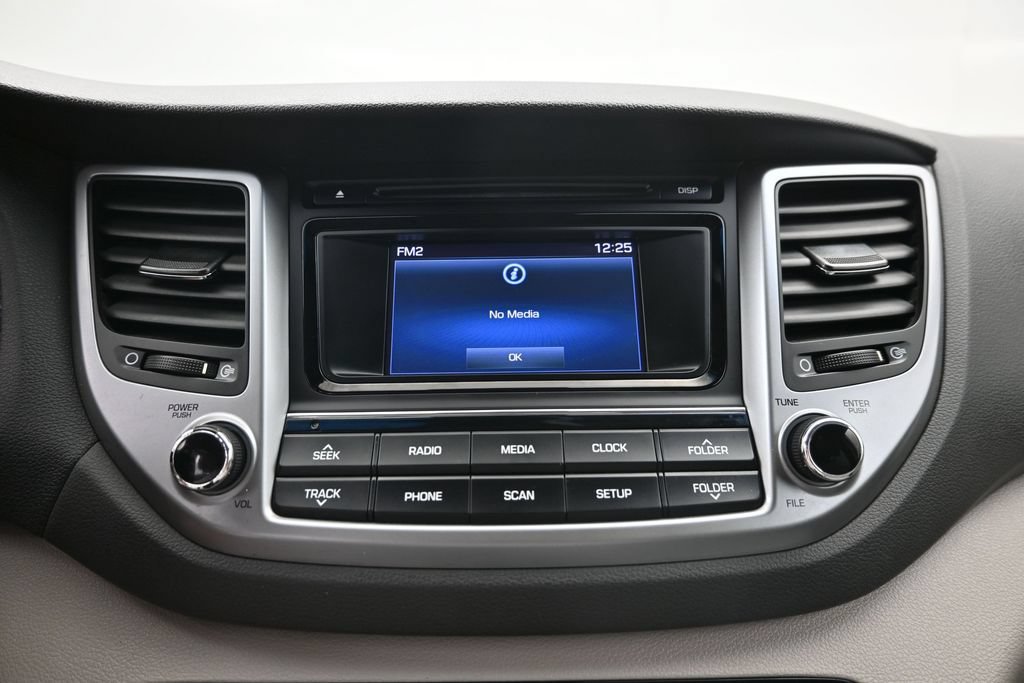 Used 2018 Hyundai Tucson SE FWD image 14