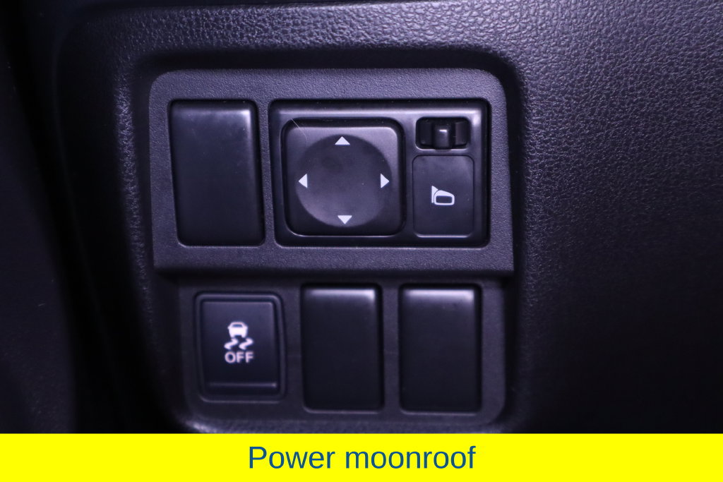 Used 2016 Nissan Juke SL FWD image 25