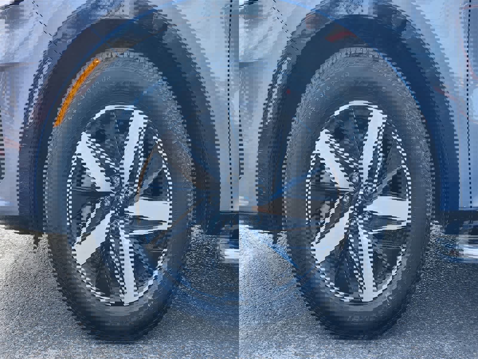 Certified 2022 Kia Sorento S image 9